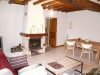 3-Longere-espace-salon-cheminee.jpg